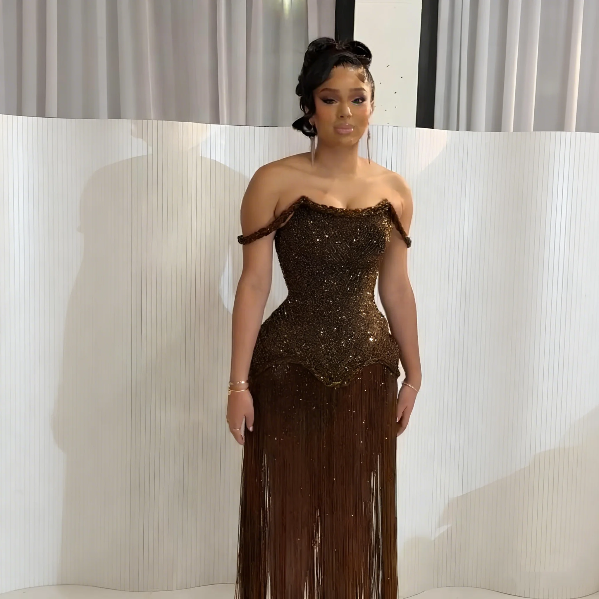 Brown Tassel Evening Dress African Woman  Off-Shoulder Beaded Bustier Prom Gown Elegant Floor-Length Party Dress Customized