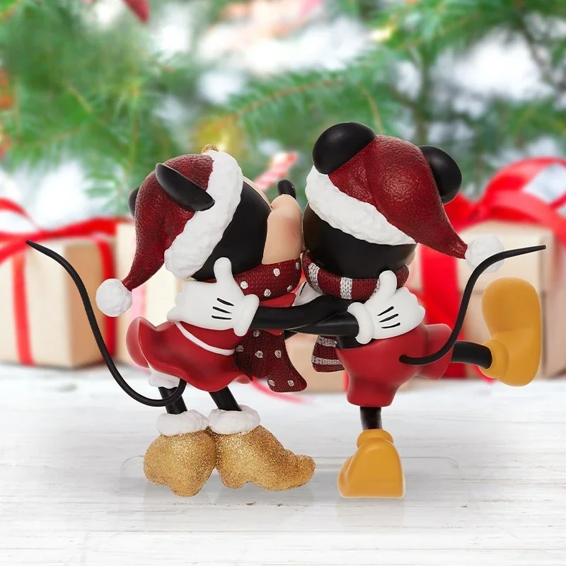 Disney Cute Trendy Holiday Mickey Minnie Kisses Action Figure desktop Modle Room Ornaments Valentine's Day Present And Xmas Gift