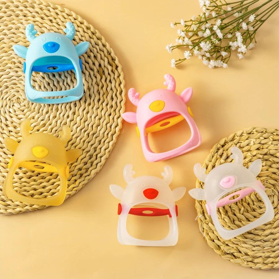 1PC Silicone Baby Teether Cartoon Deer Shape Teethering Toys Cute Baby Toys Soft Baby Care Utensils Anti-eating Baby Items