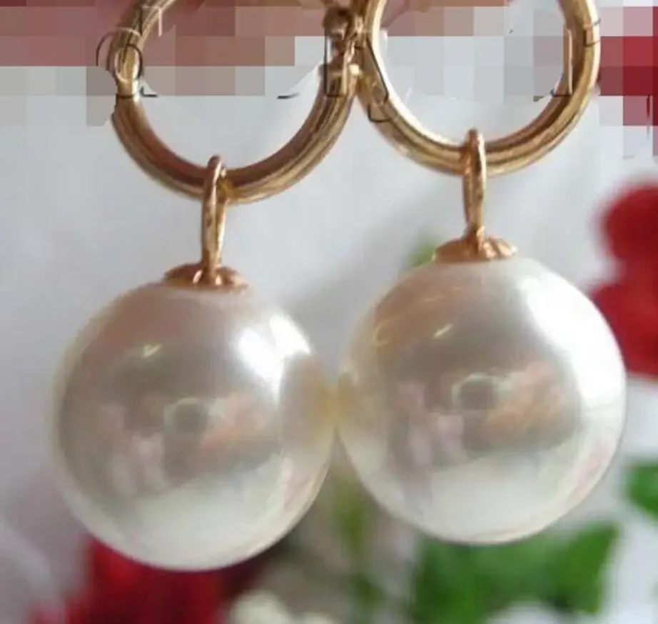 

Natural 16mm White Round Sea Shell Pearl Earrings