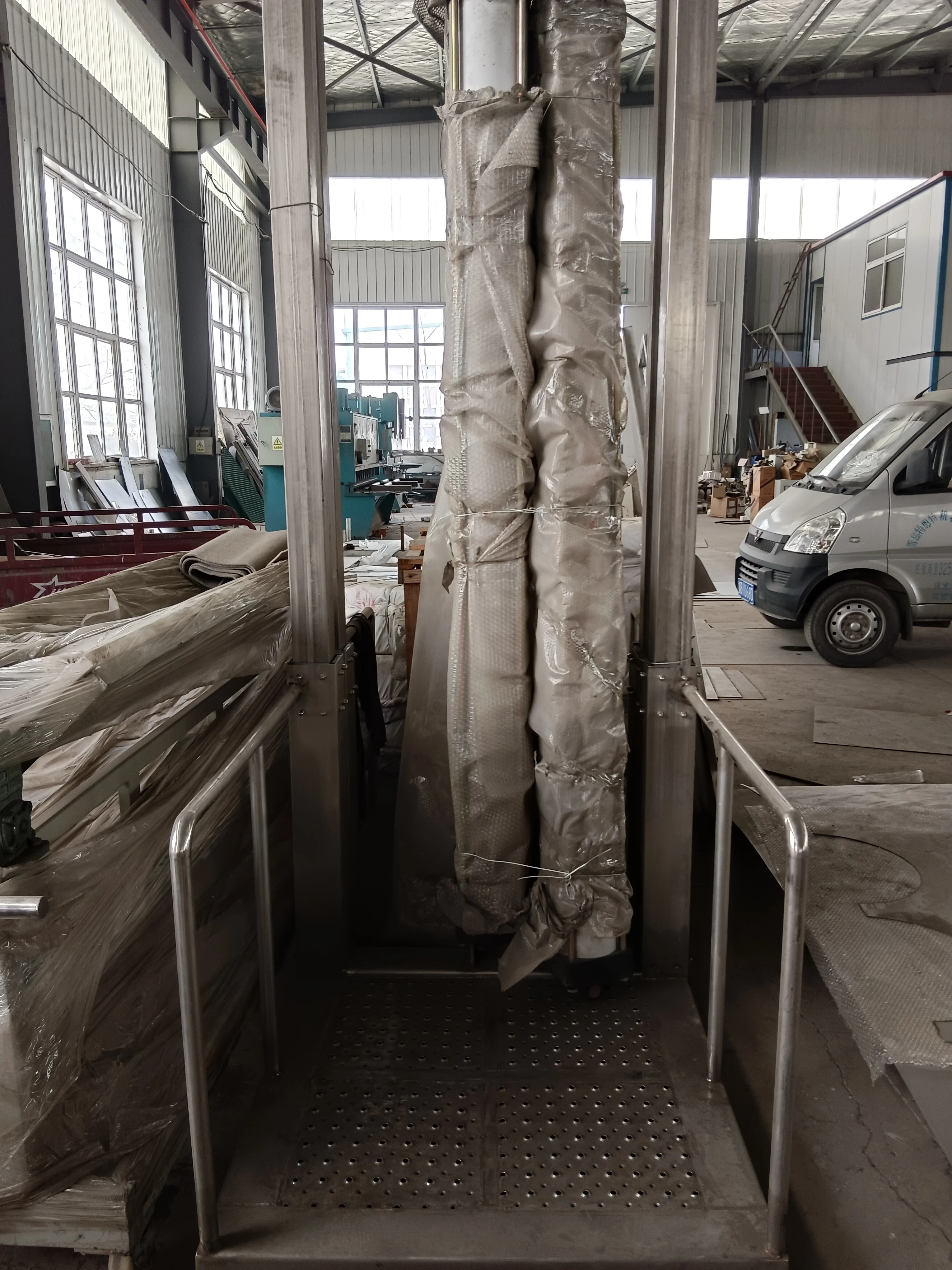 2025년식 공압식 할랄 도축 리프팅 플랫폼 펌프 도축 장비 (소 도축장용)