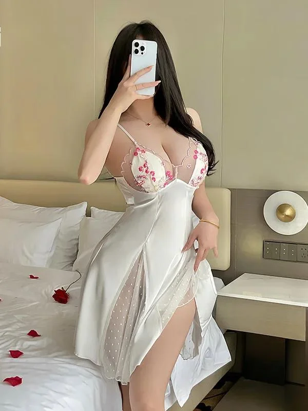 فستان نسائي غير منتظم من الحرير الجليدي ، حمالة عارية الظهر ، دانتيل مرقع ، شاش مطرز ، نقطة موجة ، ملابس مثيرة ، C331