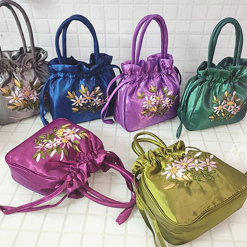 النمط الصيني الرجعية زهرة التطريز Crossbody الأعلى حقائب بيد المرأة الكتف الدانتيل الرباط دلو حقيبة محفظة للعملة حقائب اليد