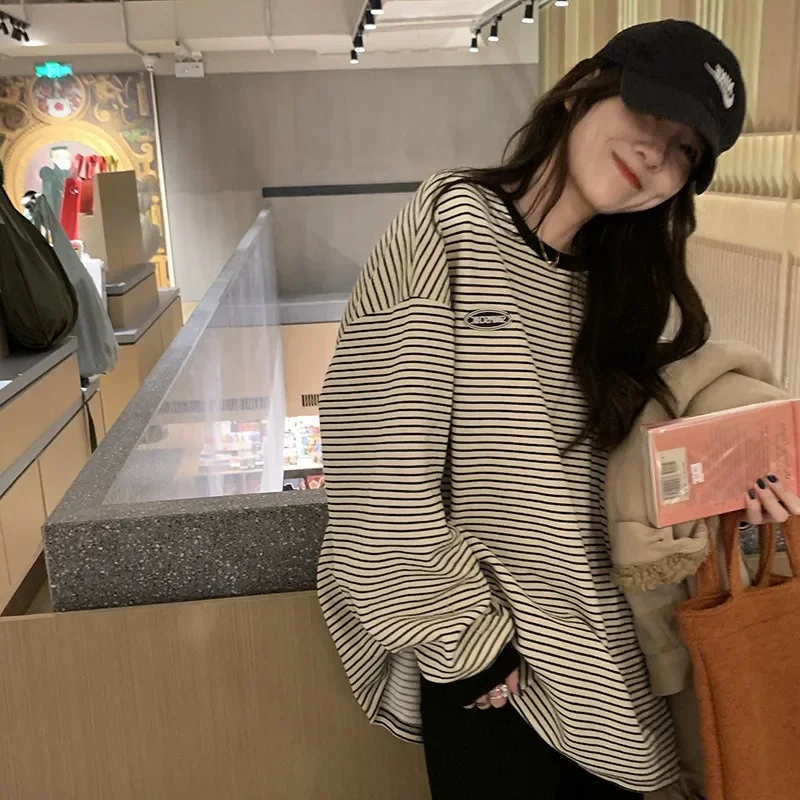Koreanischen Stil Frauen 2025, Herbst Neue Gestreiften T-Shirt Rundhals Langarm Hoodie Casual Basis Schicht Top