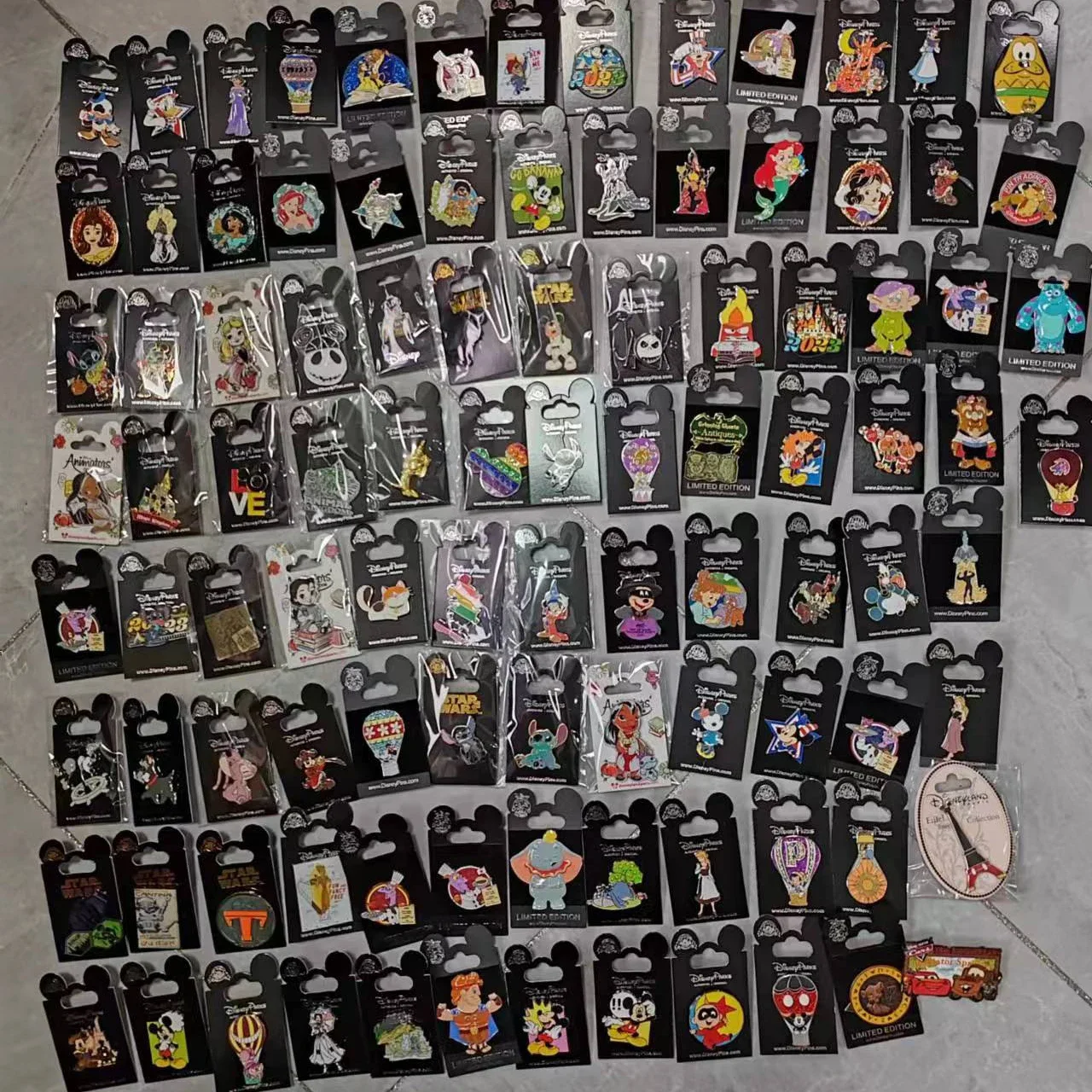 شارات ديزني تبادل الكرتون لطيف الهدايا الملابس الديكور حقيبة الديكور دبابيس الأدوات المنزلية الديكور سبيكة دبابيس أنيمي دبابيس #5