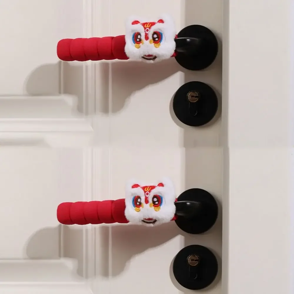 

2 шт./компл., мультяшная дверная ручка, чехол «Бог богатства», утолщенная дверная ручка, защита от ударов, красная форма фонаря