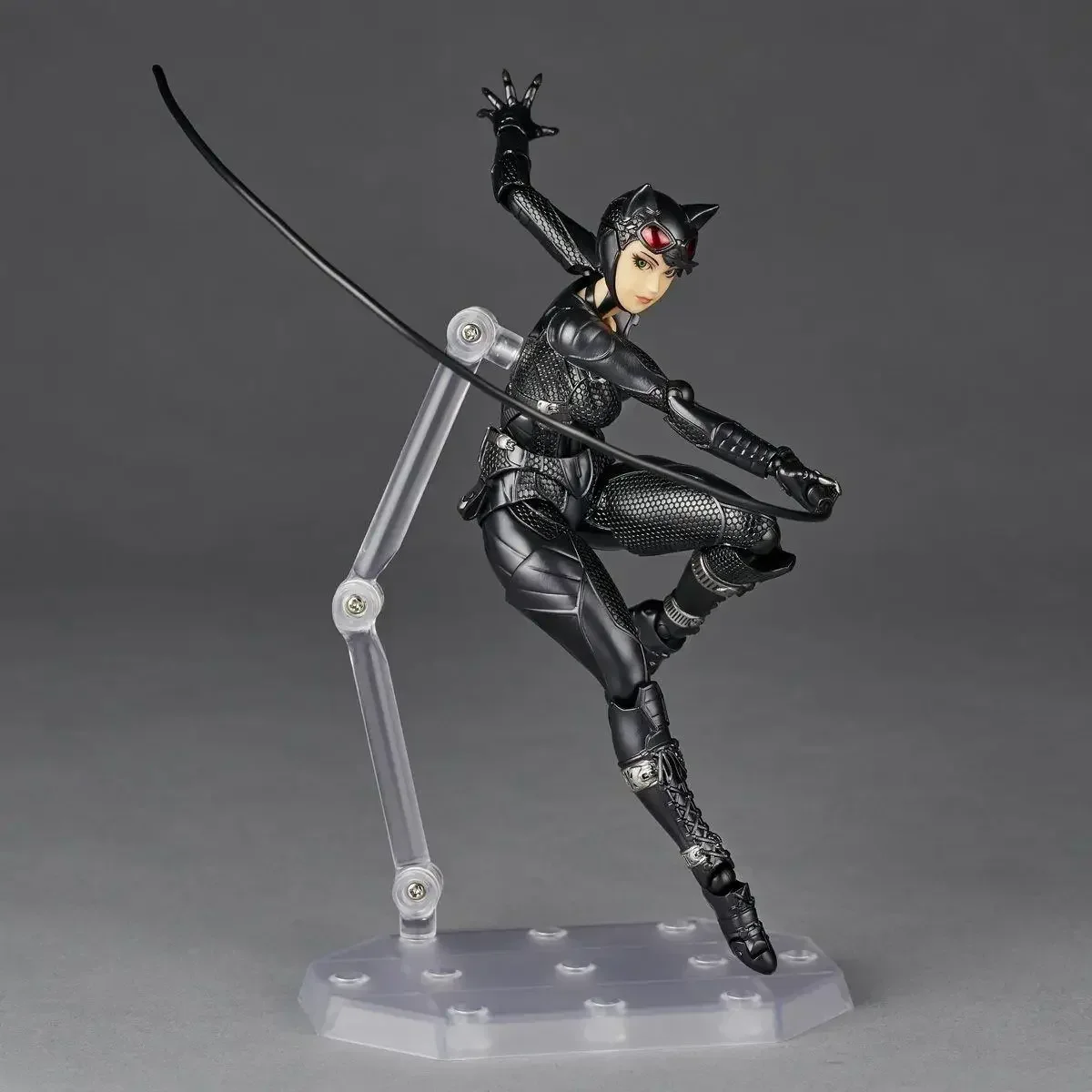 

In Stock 100% Original Kaiyodo Revoltech Incrível Yamaguchi Catwoman Figuras De Ação Modelo Brinquedos Coleção Figura Em Estoque