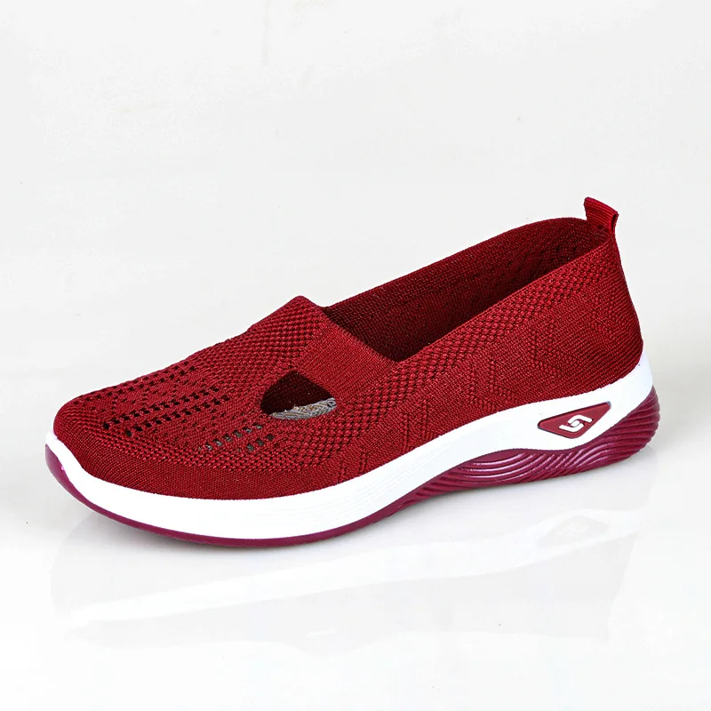 Nowe letnie buty damskie Siatkowe oddychające trampki Lekkie wsuwane buty na płaskiej platformie Obuwie damskie Antypoślizgowe tkane buty do chodzenia