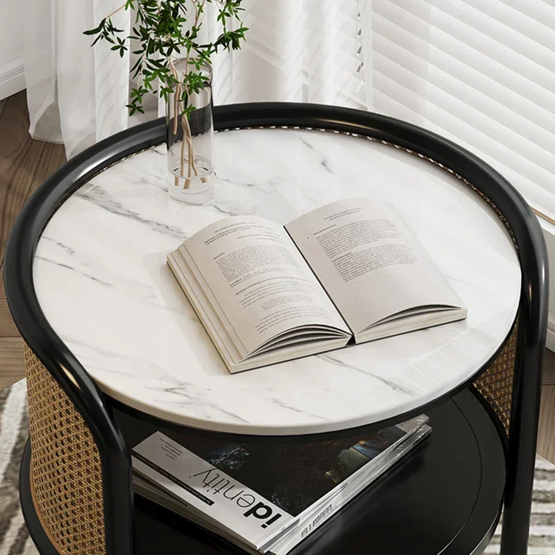 Couchtisch im Rattan-Design, klarer ästhetischer nordischer einzigartiger Couchtisch