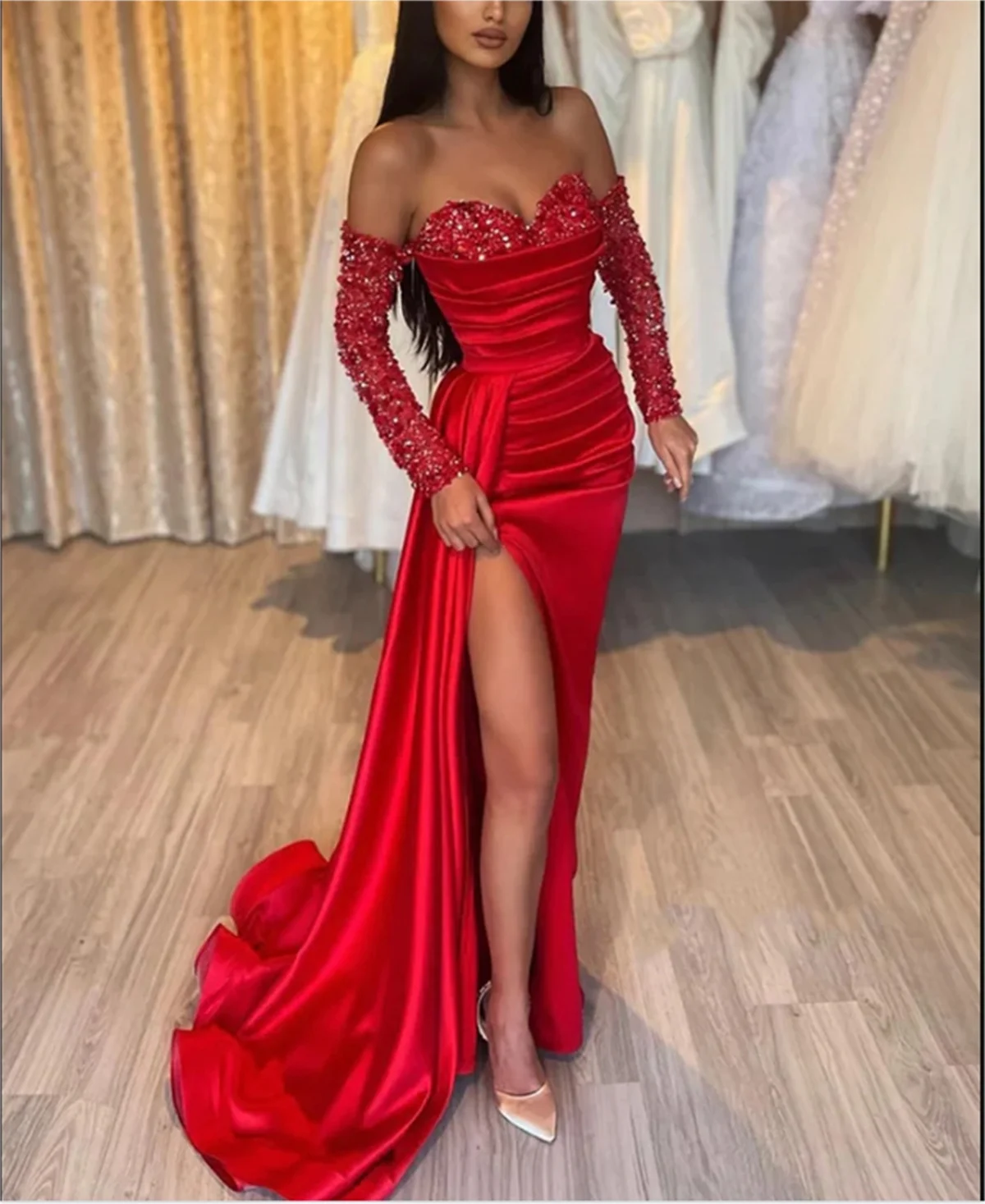 

A-Line Sexy High Slit Prom Formal Evening Dress Diamond Long Sleeve Bandeau Palace Train Satin Slit Solid Color Robes De Soirée