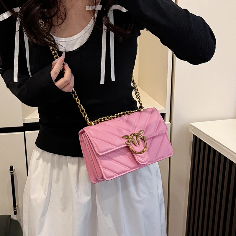 女性用モダンなキャンバスショルダーバッグ、丈夫な素材、調節可能なストラップ、必需品に最適です。