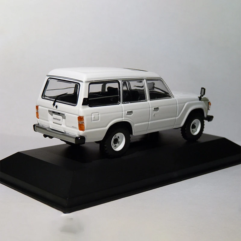 Diecast 1:43 Scale Toyota Land Cruiser 60 Series 1982 Simulation Alloy Car Model Static Display Collectible Toy Gift Souvenir