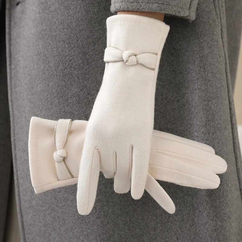 Imitation Cashmere Gloves for Women, Winter Warm and Cold-Resistant, Touch Screen Compatible, Suitable for Outdoor Use, Available in Multiple Colors, 1 Pair