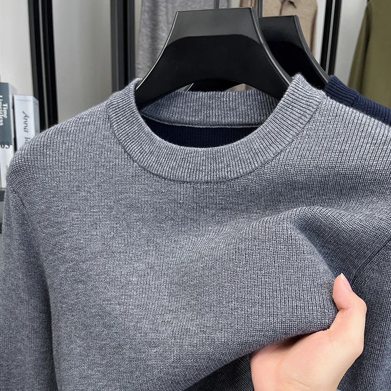 Herren Langarm-Strickpullover mit Rundhalsausschnitt, Gestreiften Ärmeln und Knopfsaum, Fein gestrickt, Business Casual, Herbst-Winter-Oberteil für Männer – Detail 8