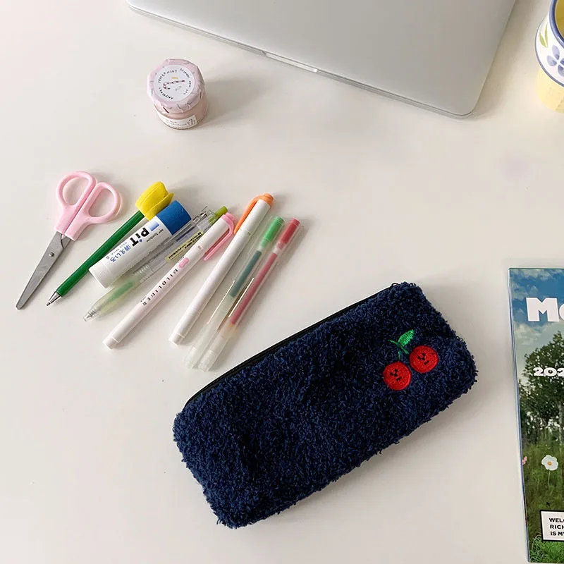 Плюшевый стилус, яркий дизайн, большая емкость, идеально подходит для студентов и офисных работников, отлично подходит для создания ручек и канцелярских принадлежностей