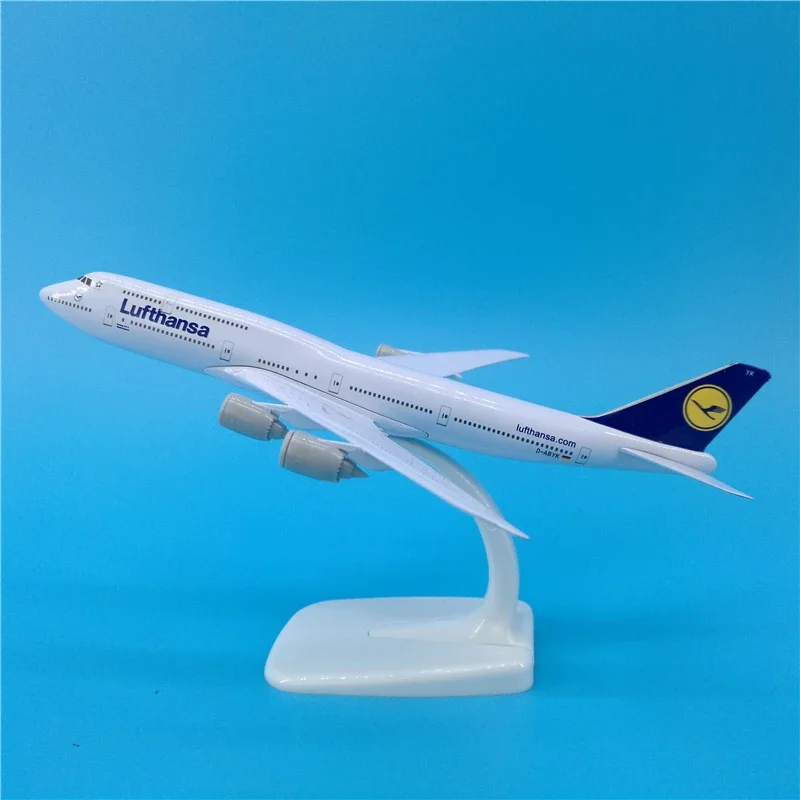 20CM  B747 Lufthansa Airlines Airplanes Plane Aircraft Alloy Model Toy no Landing Gear Toys F Collections