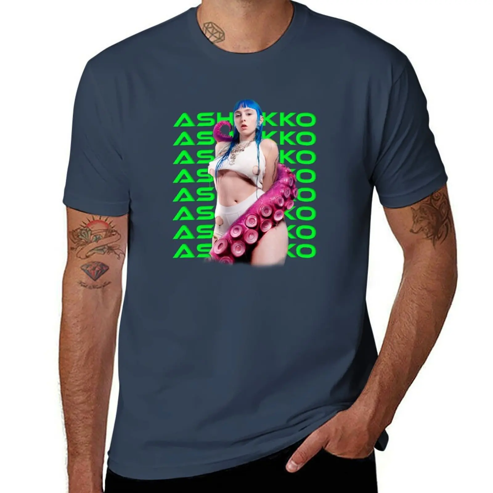 

Ashnikko T-Shirt Street Art Print Tee Shirt