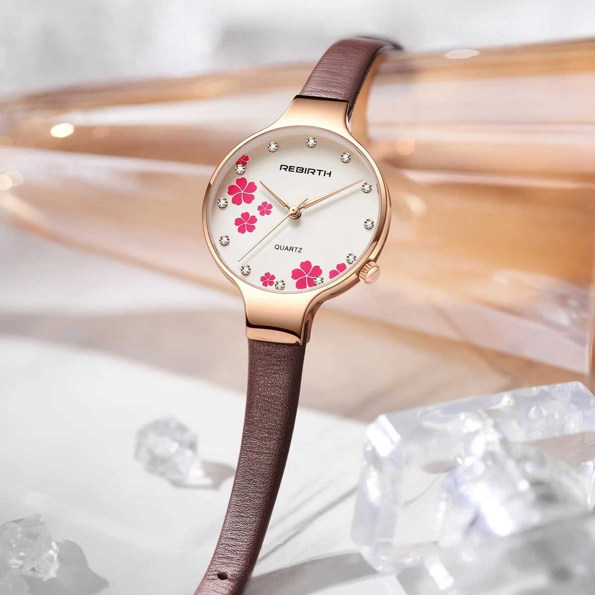 Retro Flower Surface, Elegant College Style, Literary, High-Looking, Fashionable and Simple Quartz Watch