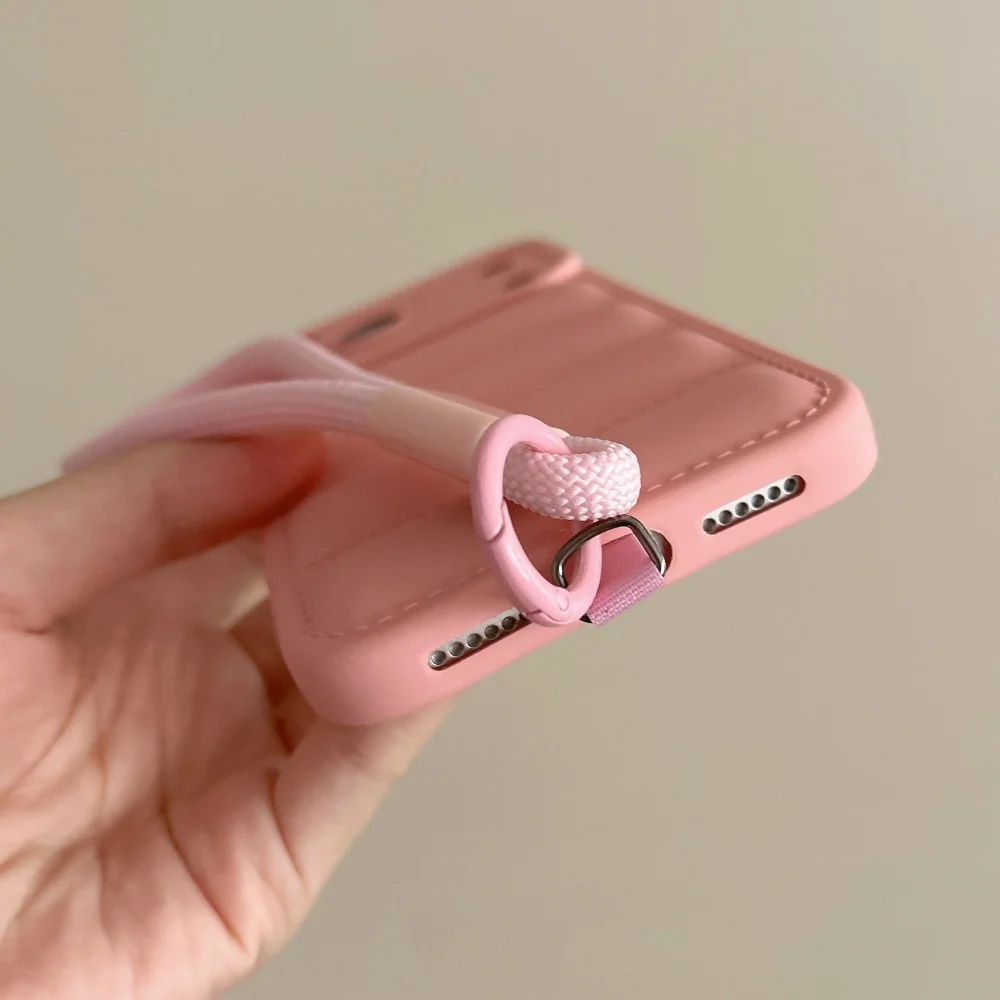 Handschlaufe Kordel Daunenjacke Silikonhülle für iPhone 18 17 16 15 14 13 12 11 Pro Max XR XS 8 Plus Kameraschutz Weiche Hülle – Detail 7