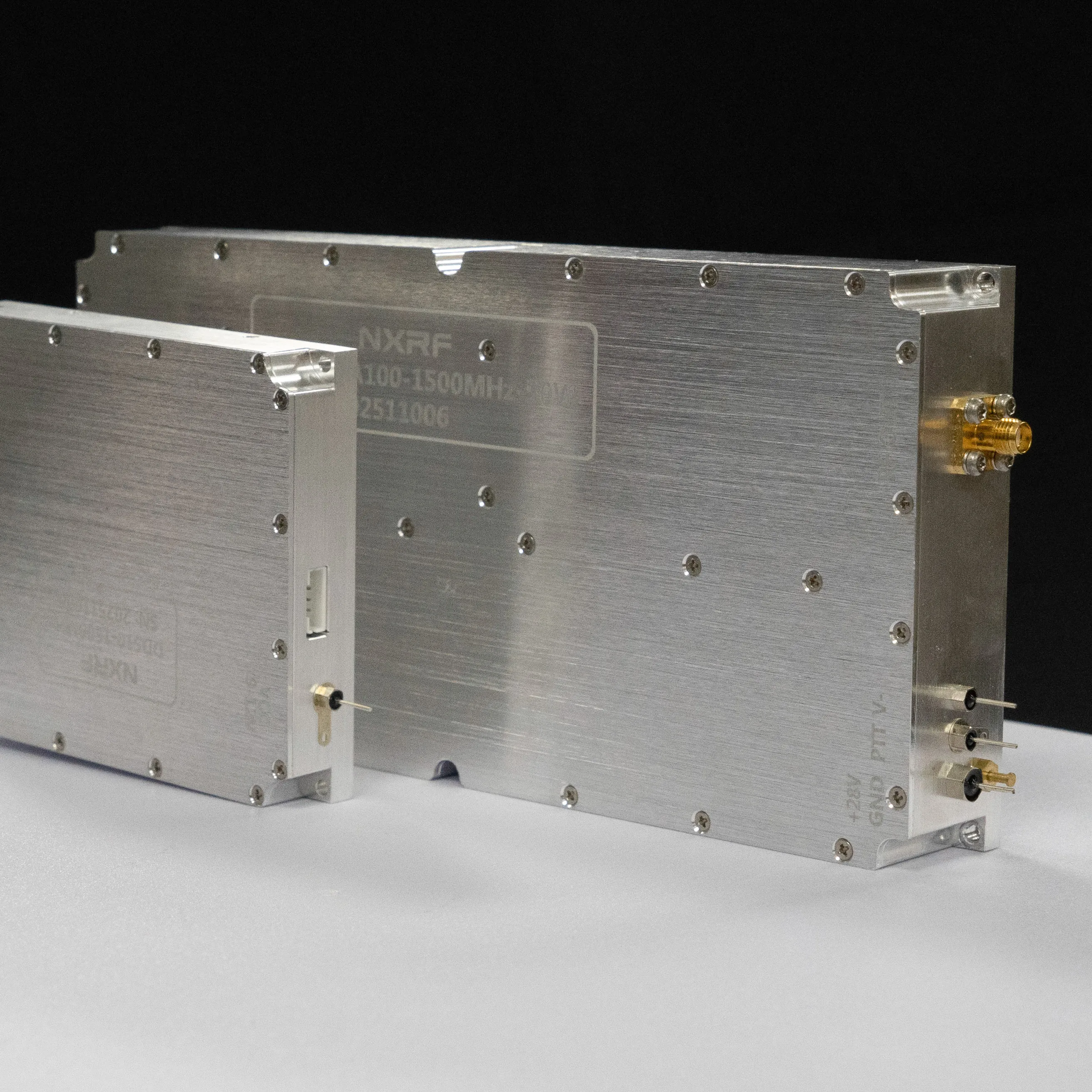 

100W 1300-1700Mhz 50W 3300-3800Mhz Solid-State High-Power Continuous-Wave Pulse Amplifier Module Module GaN FPV Module