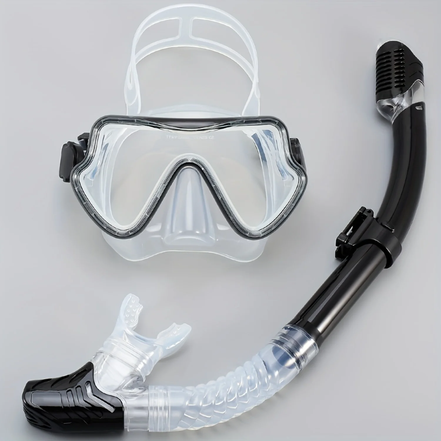 Set professionale di maschere per lo snorkeling per immersioni subacquee in silicone antiappannamento per adulti - Occhiali con montatura grande per attrezzatura per piscina