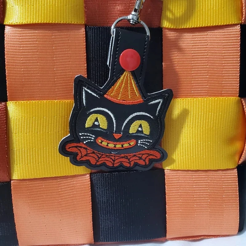 Vintage Halloween cute Black Cat - Embroidered Vinyl Keychain