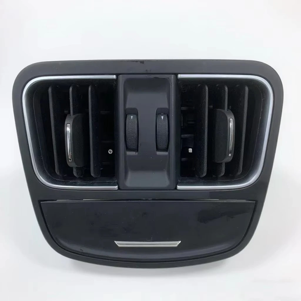 Car Air Conditioner Vent A/C Air Outlet Front Air Outlet Center For Maserati Levante 2016-2019 OE 6700491010