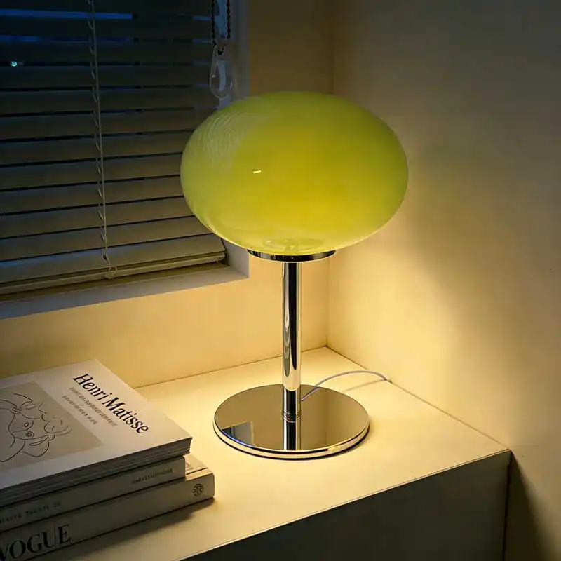 ミッドセンチュリーヴィンテージバウハウスマッシュルームガラステーブルランプ - 目に優しい温かみのある装飾ランプ（リビングルーム、寝室、ベッドサイド用）