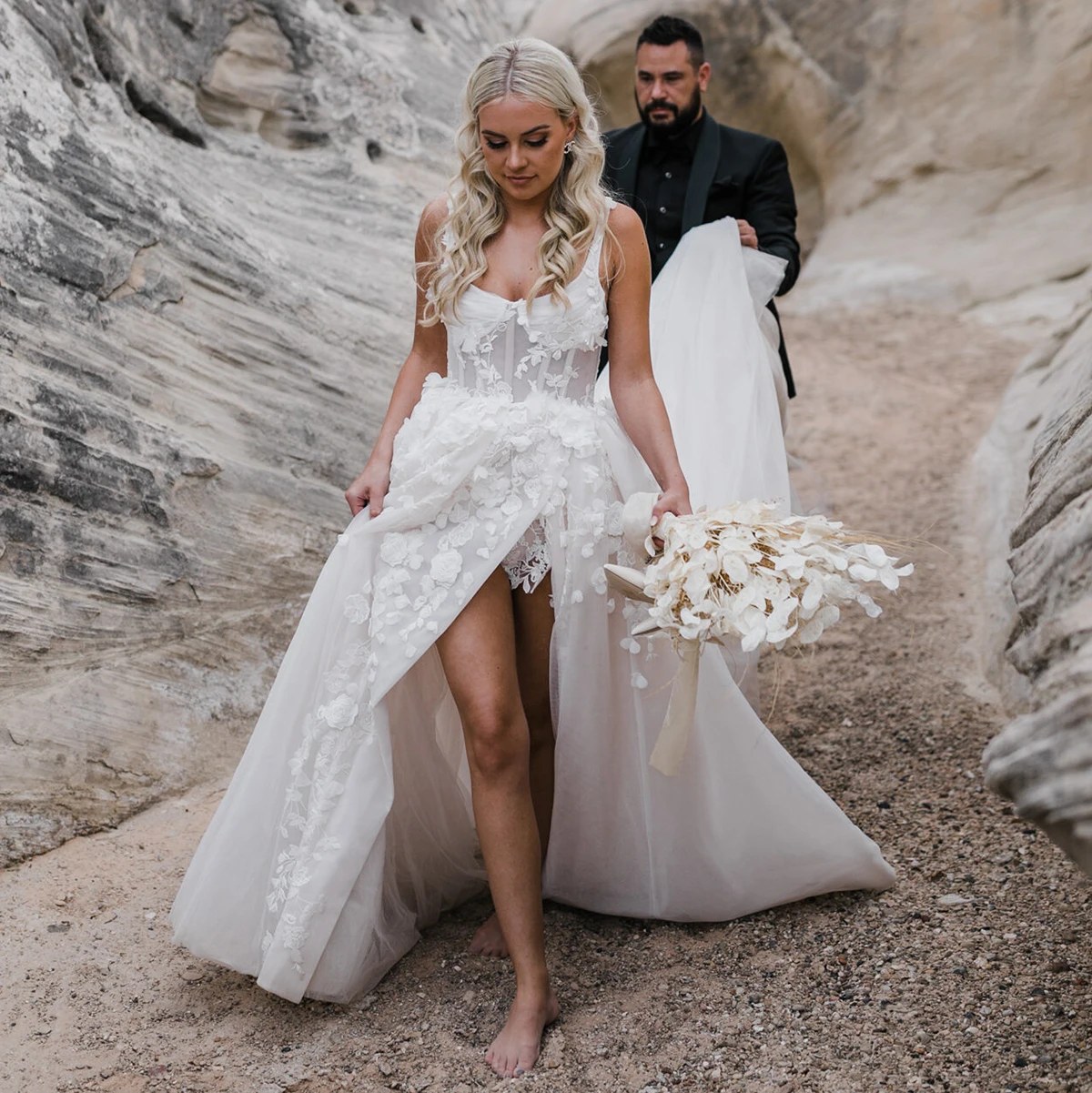 Scoop Neck Puffy Embroidered Wedding Dress With Underpants Boned Sheer Top Open Back 3D Flowers High Slit Customized Bridal Gown