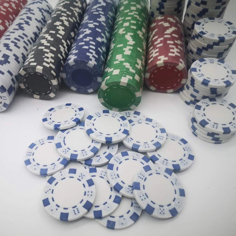 Zestaw żetonów do pokera do Texas Holdem, Blackjack, hazardu z przyciskami kart do przenoszenia i żetonami kasynowymi w stylu kości