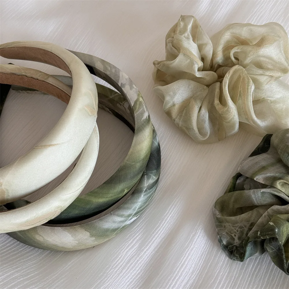 High-end Oil Oainting Green Dyed Satin Scrunchies French Style Elegant Ponytail Hair Tie Headband Hair Accessories