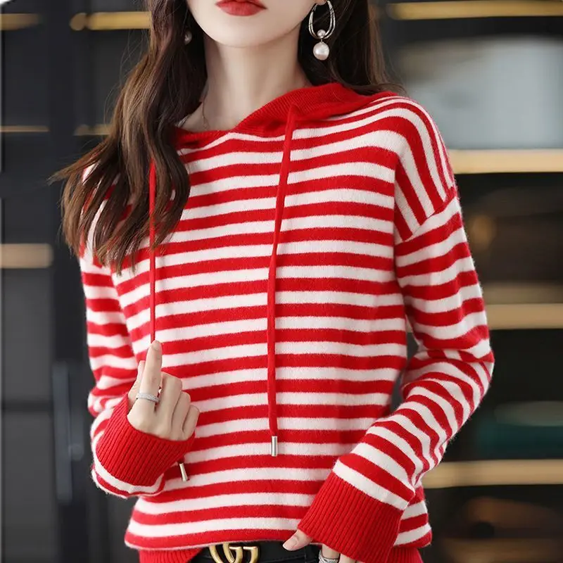 

Autumn and Winter Hooded Knitwear Women Color Contrast Stripe Sweater Loose Versatile Sweater Women Pullover Knitted Sweater