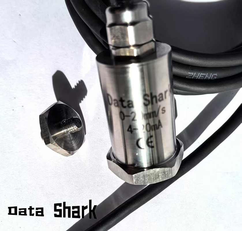 Accelerometer 0-20mm/s 0-10g Acceleration Sensor Vibration Transmitter 4-20mA Output Velocity Sensor