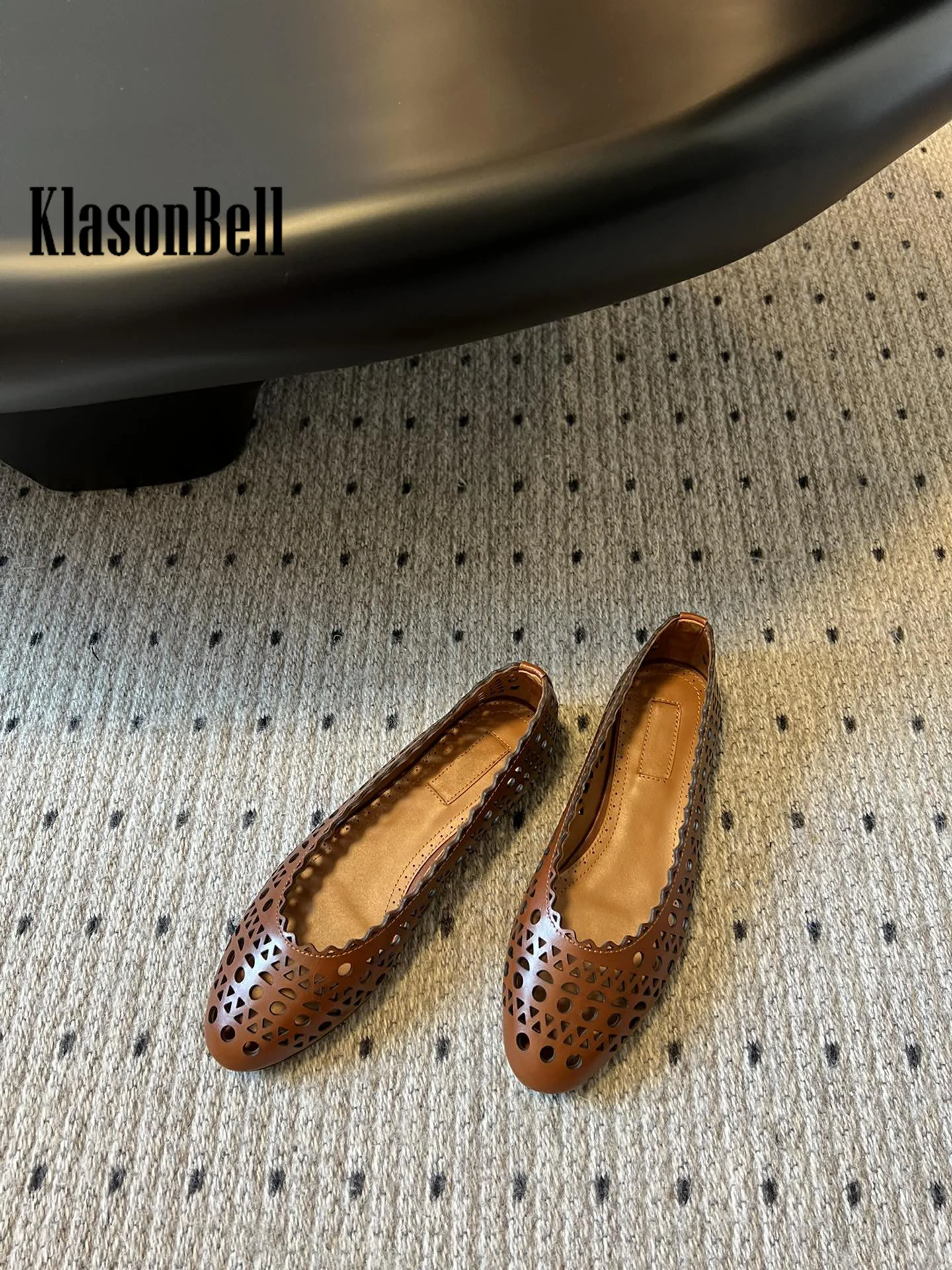 7.19 KasonBell New Hollow Out Ballet Flats Pumps For Women Fashion Celebrity Same Genuine Leather Shoes Breathable Shoes