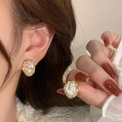 Irregular Oval Imitation Pearl Stud Earrings for Women Golden Color Korean Fashion Geometry Small Earrings Party Simple Jewelry