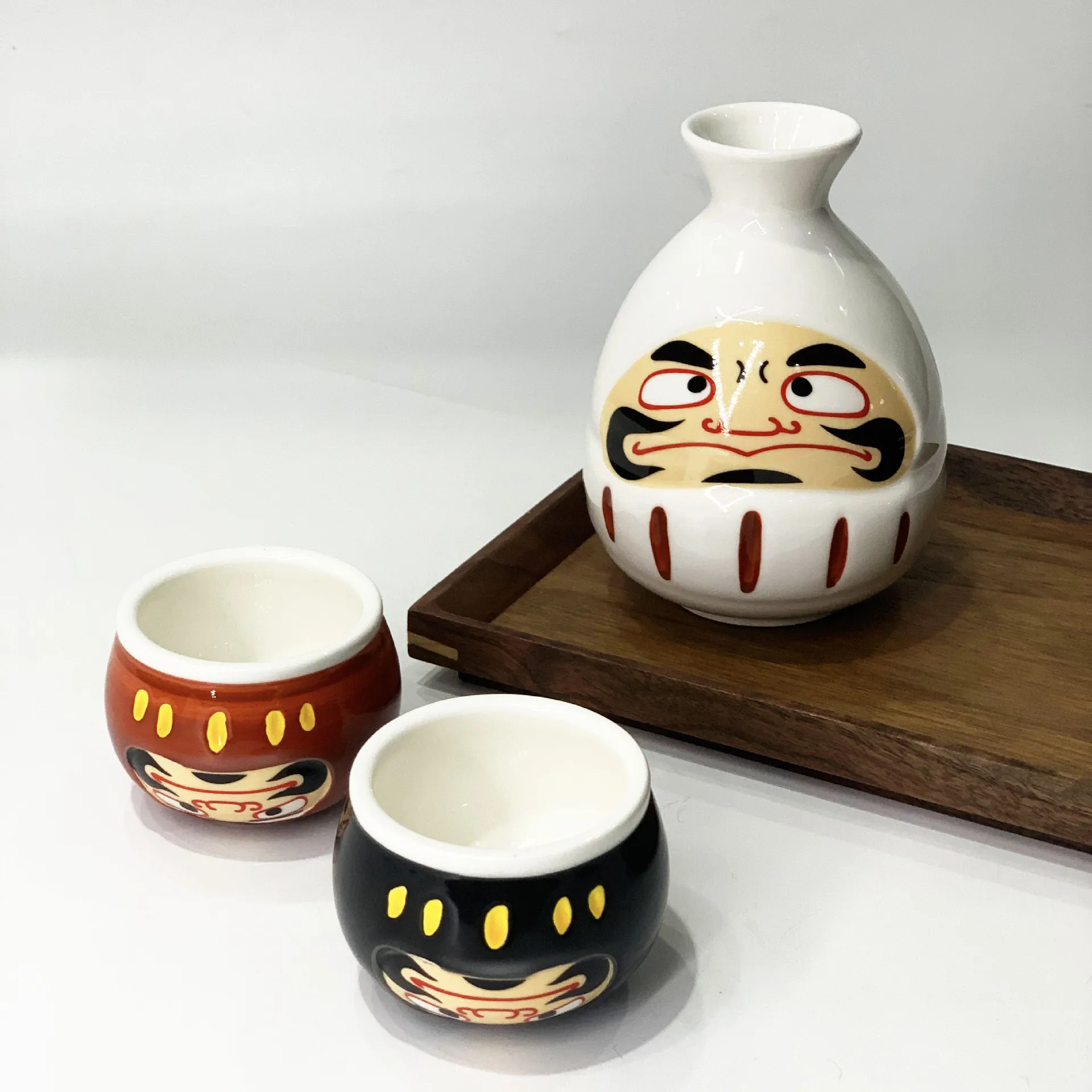 

Japanese Sake Pot Kit Hand Painted Daruma shochu Cup Set Retro Wine Ceramic Two Cups Barware For Gift Bar Sets Accessories