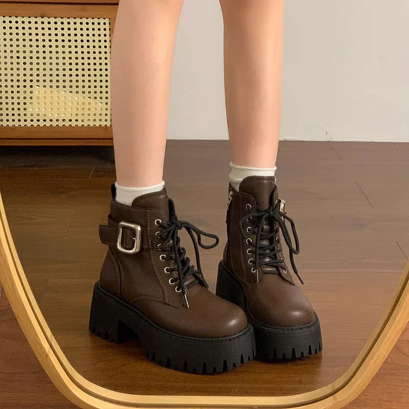 Thick soled British style short boots for women 2025 new spring and autumn season height increasing black lace up short boots