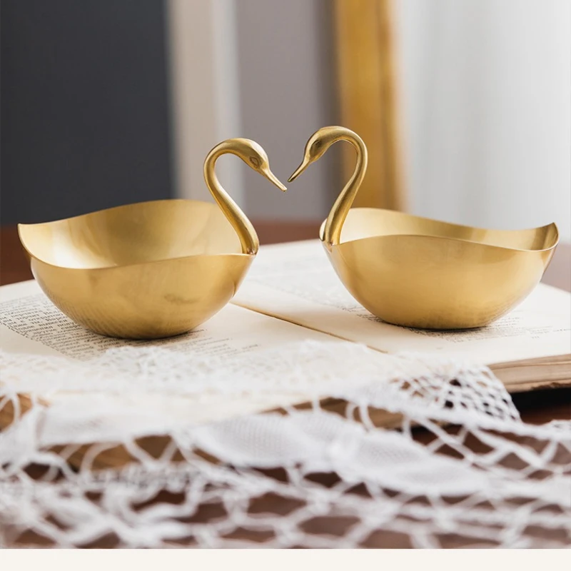 

1Pcs Fruit Tray,Brass Home Swan Plate,European Golden Retro Snack Disc,Home Living Room Decoration Accessories Storage Supplies