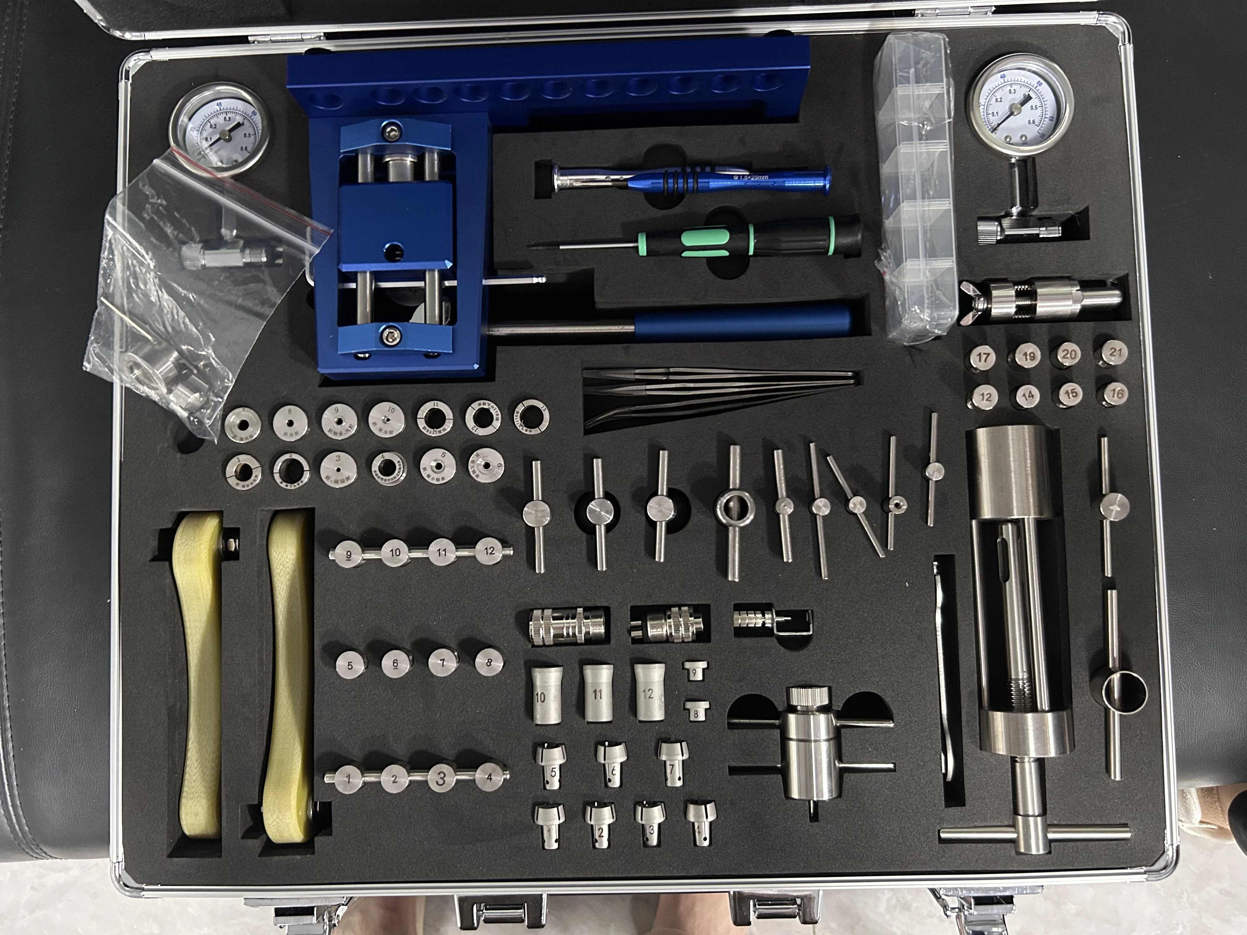 Dental Handpiece Repair Kit Professional Portable Handpiece Maintenance Tools Aluminum Box