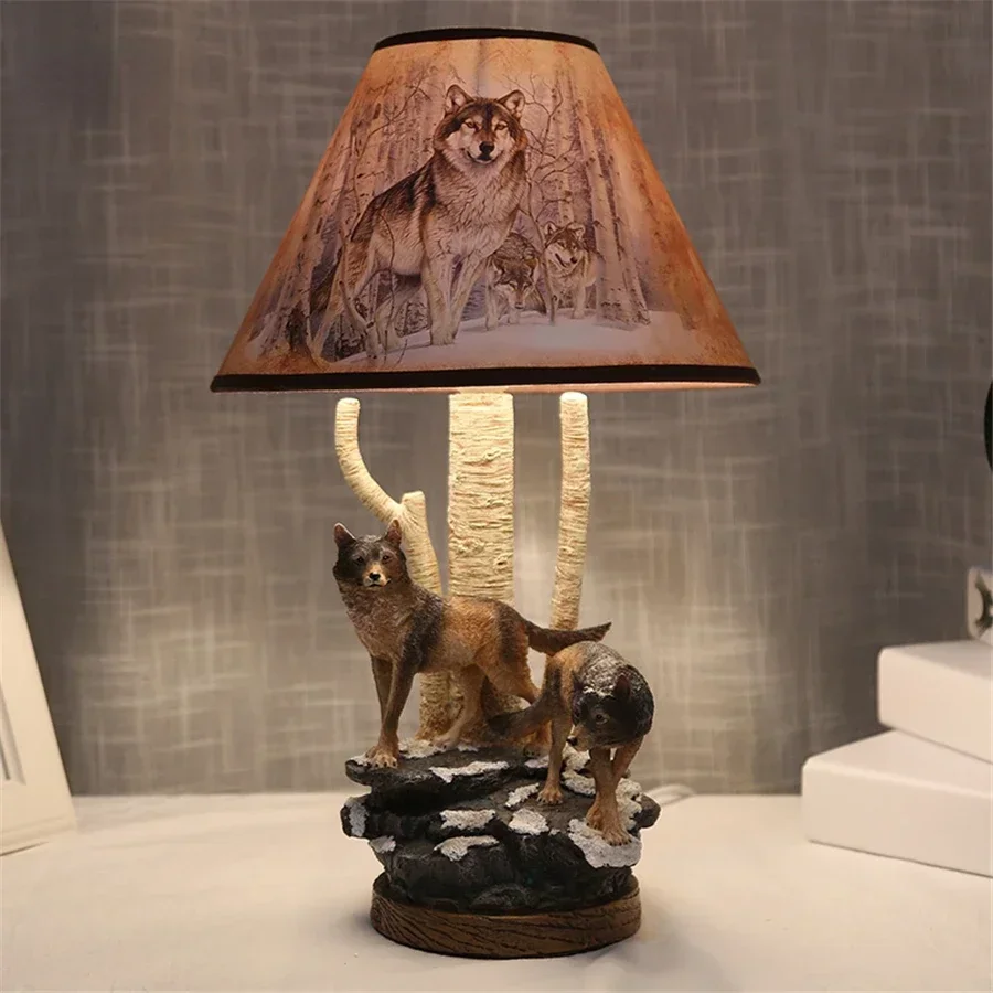 

Art Deco Resin Realistic Wolf Shape Table Lamps for Living Room Bedroom Home Decor Animal Lamp Bedside Reading Light Study Led