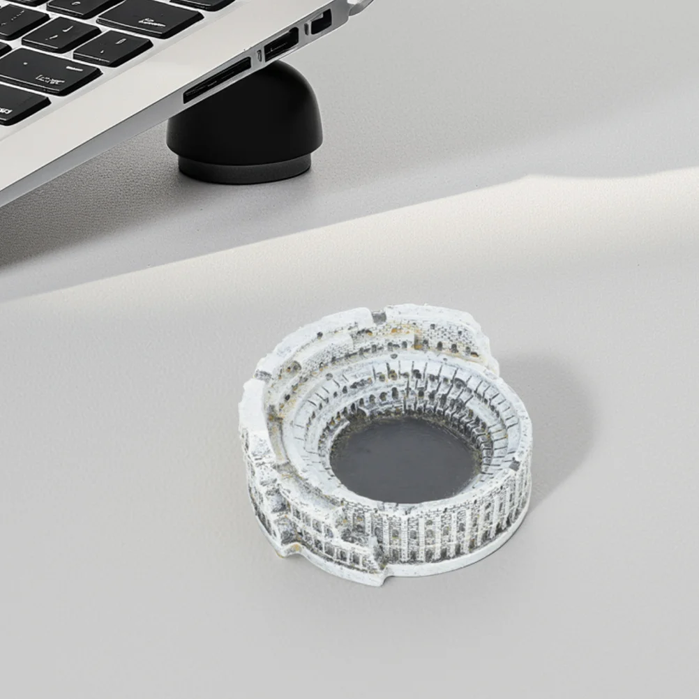 

2pcs Roman Colosseum Ashtray Nordic Vintage Cement Smoking Tray Round Table Decoration Ash Container European Building For Home