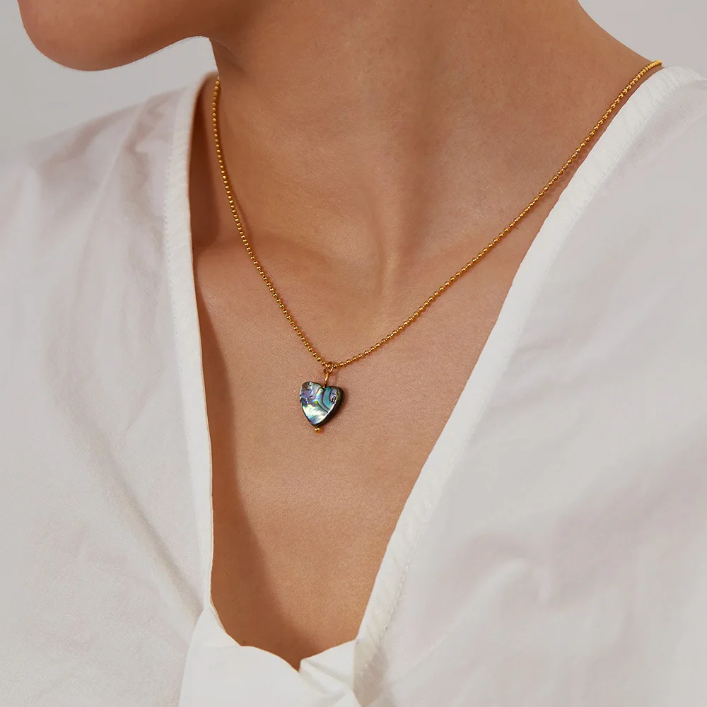 Aço inoxidável Amor Colar para Senhoras, Clavícula Cadeia, Moda Design Feel, Natural abalone Shell