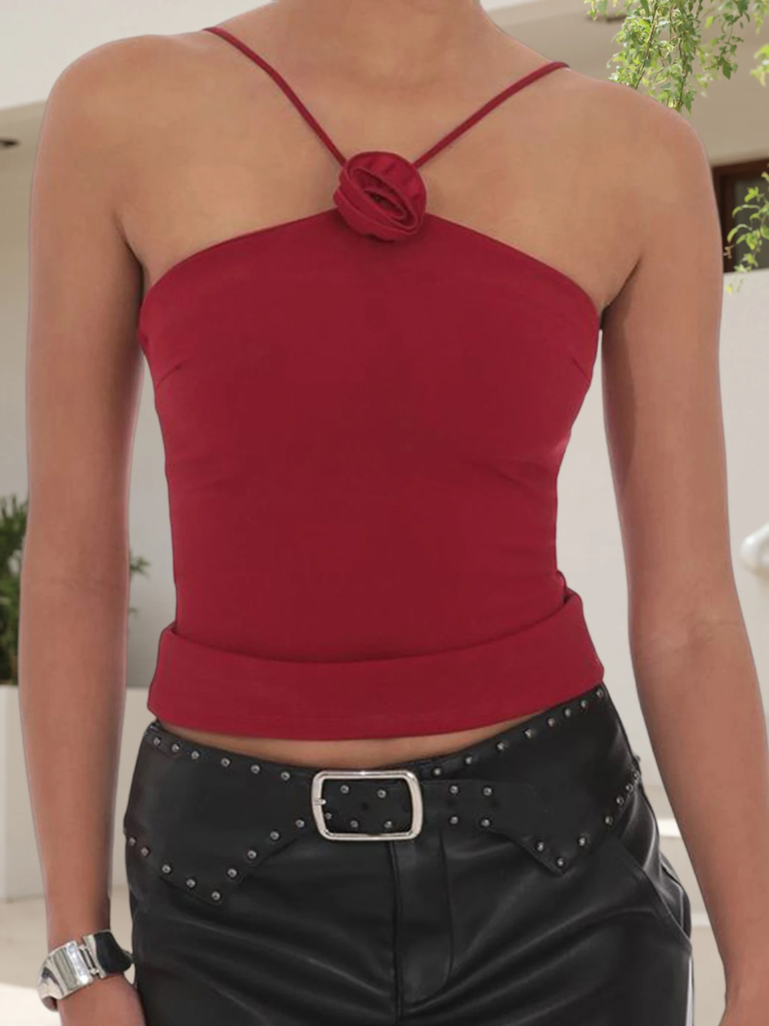 بلوزة أنيقة من الدانتيل برقبة رسن بدون أكمام بدون أكمام بطبعة زهور مناسبة لقضاء عطلة الشاطئ أو ملابس ليلية للتاريخ