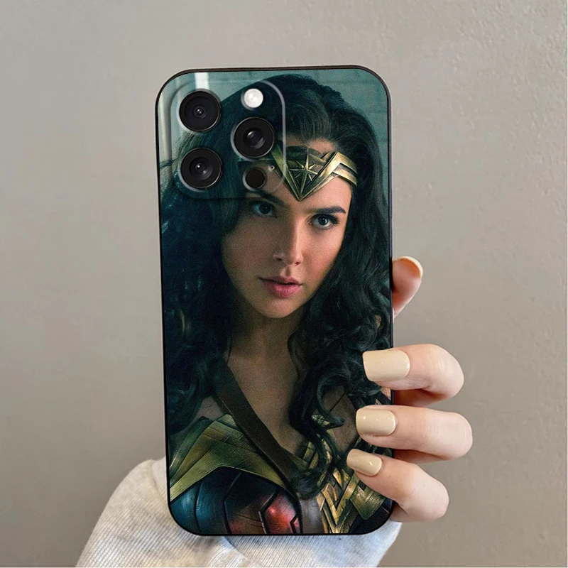 W-Wonders Womans Superhero For iPhone 15 14 13 12 11 XS XR X 8 7 SE Pro Max Plus Mini Black Soft Phone Case