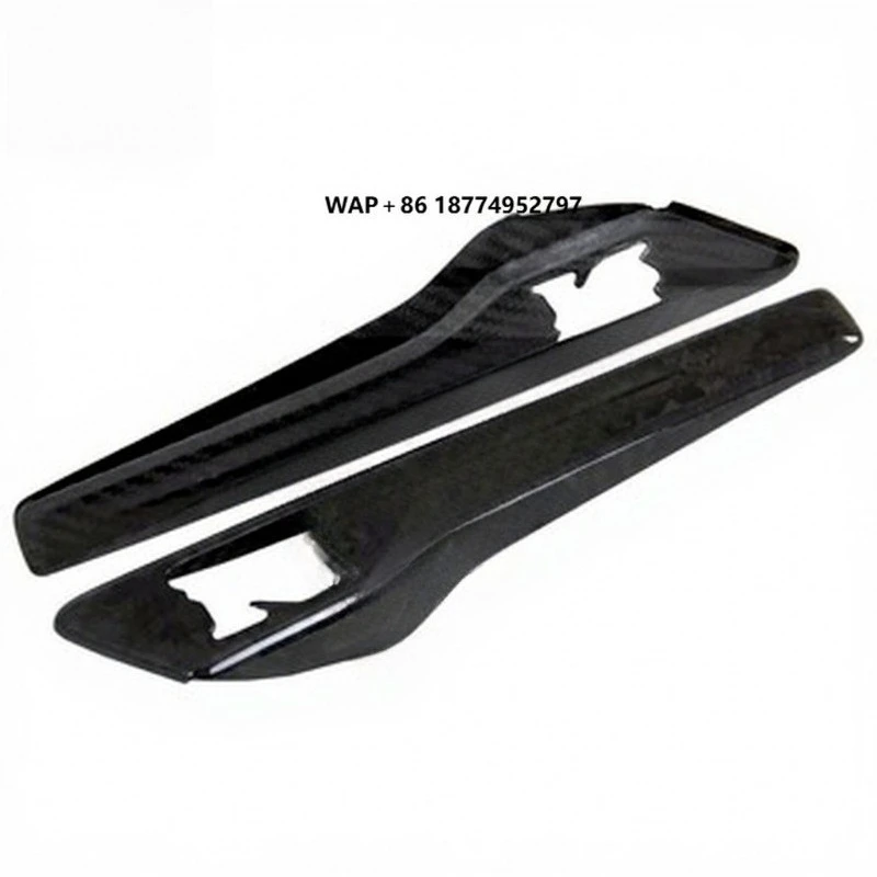 

Forged Carbon Fiber Front Fender Logo Emblem Cover for 2015-2016 R35 GTR