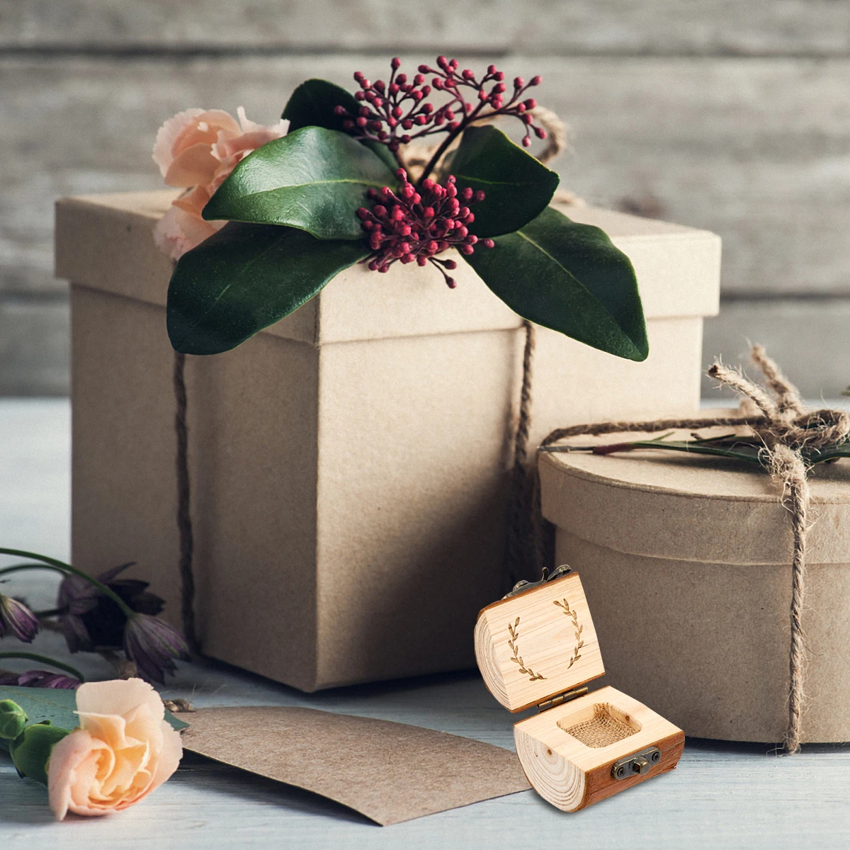 

Wooden Ring Box for Jewerly Gift Boxes Gifts Wedding Jewelry Packaging The Ceremony Lettering Lovers Rings Holder