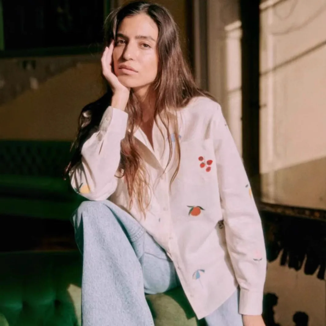 

Casual Cotton Linen Embroidered Fruit Pattern irt Loose Fit Collared ket Detail Top for Women Spring Summer New Arrival