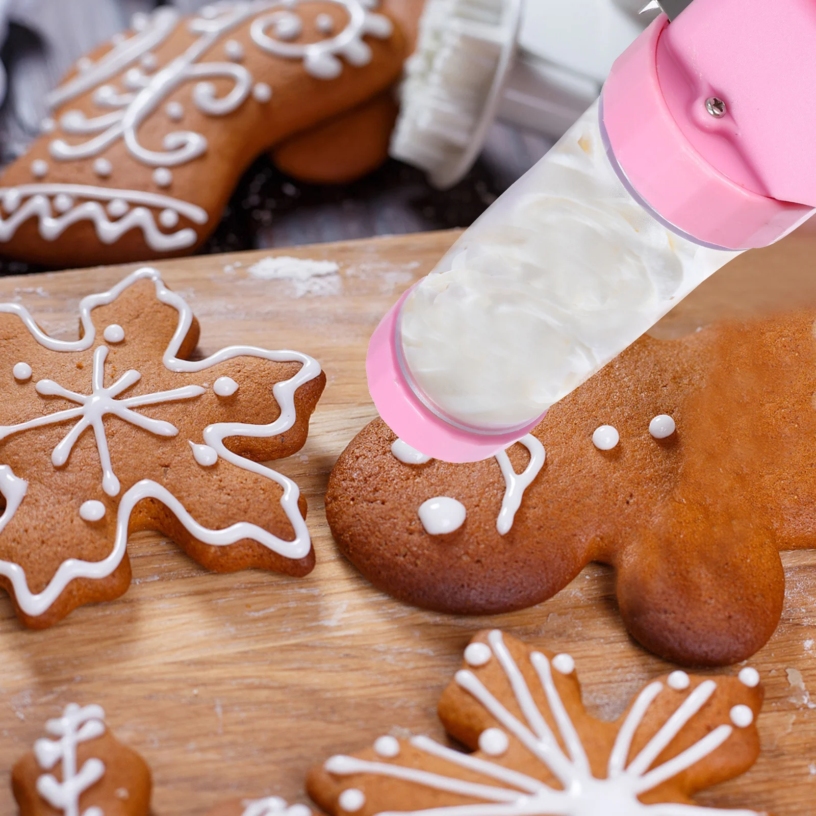 

1 Set Cake Piping Kit Ergonomic Handle Non-Slip Base Easy Clean Baking Tool For Decorating Cupcakes Cookies Desserts Pastry