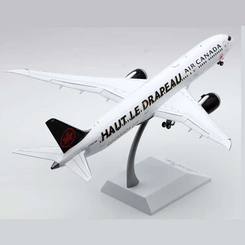 

Air Canada B787-9 Civil Aviation Airliner Alloy & Plastic Model 1:200 Scale Diecast Toy Gift Collection Simulation Display