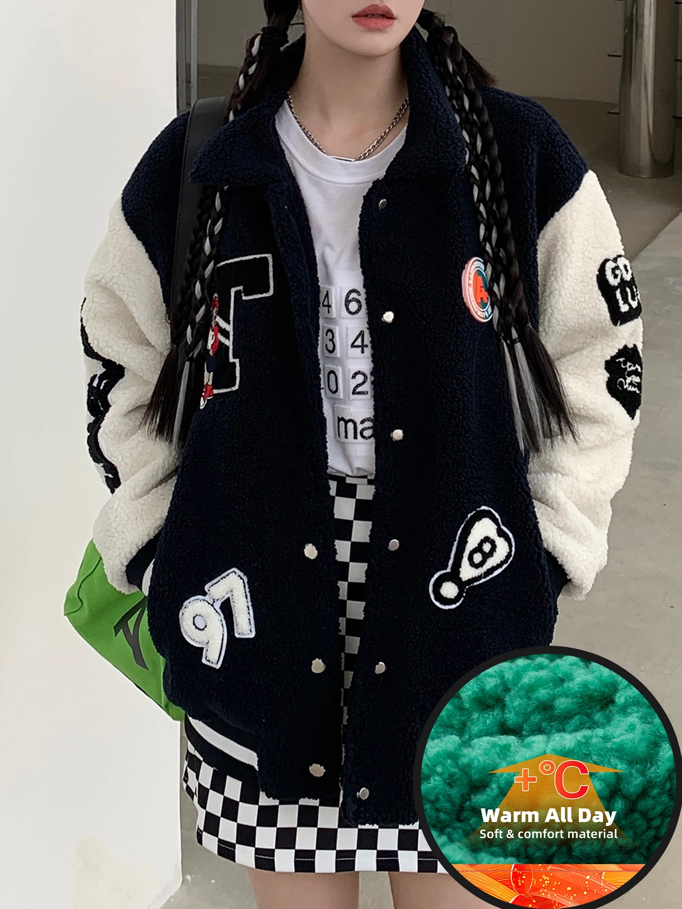 

Женское пальто из искусственного меха с воротником-стойкой, бейсбольная куртка с плюшевым мишкой и вышивкой букв, верхняя одежда с длинными рукавами, зимняя женская одежда 2025